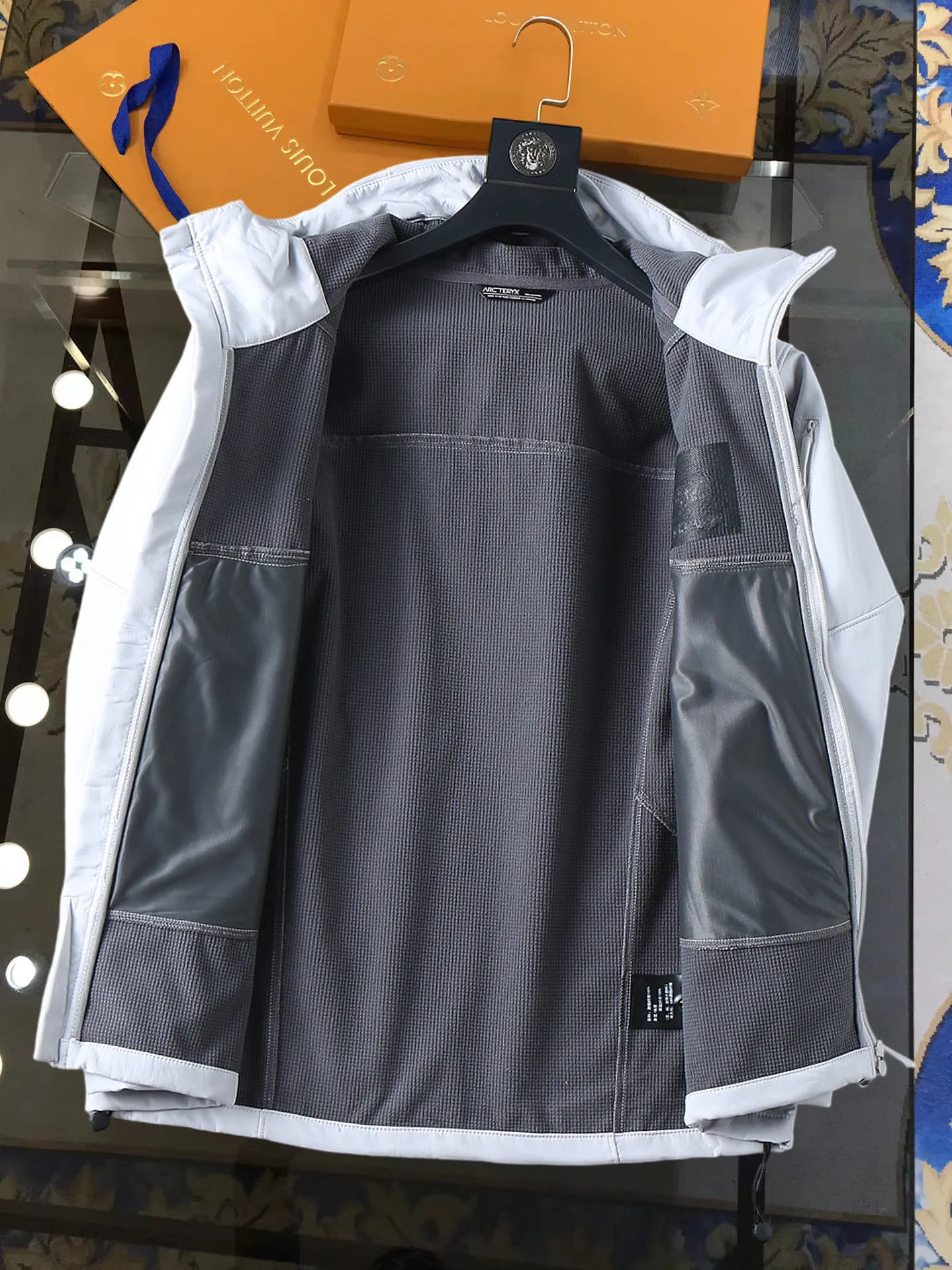 Same Style， ， 2026 New Arrival ，Original Premium Breathable ， ， ， Quality。 ， Sizes：M～3XL